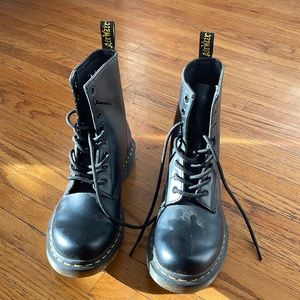 BRAND NEW DOC MARTEN BOOTS